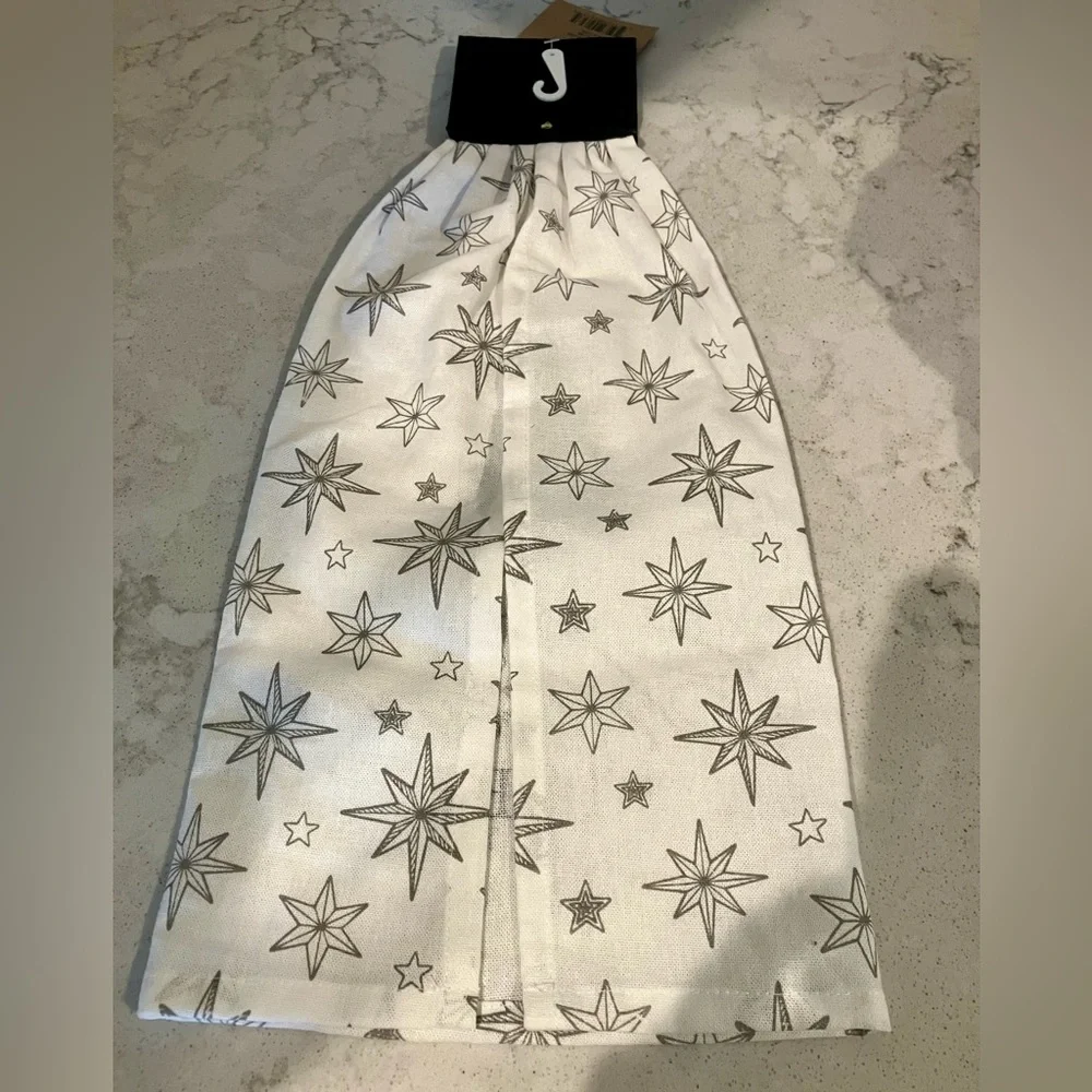Oh Christmas Tree kitchen towel NWT